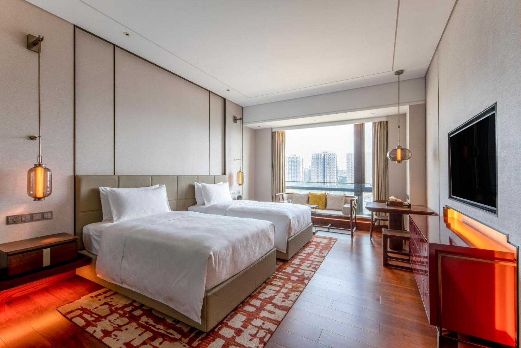 Hualuxe Xinan 5* Beijing